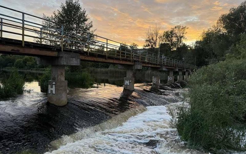 Через рясні дощі у Коростені рівень води в річці Уж піднявся на понад 100 см