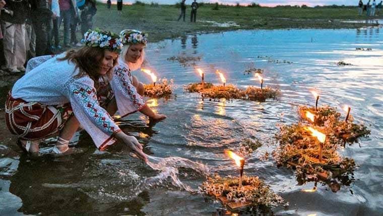 Плетіння вінків, пісні та хороводи – у селі Чоповицької громади готуються до святкування Івана Купала