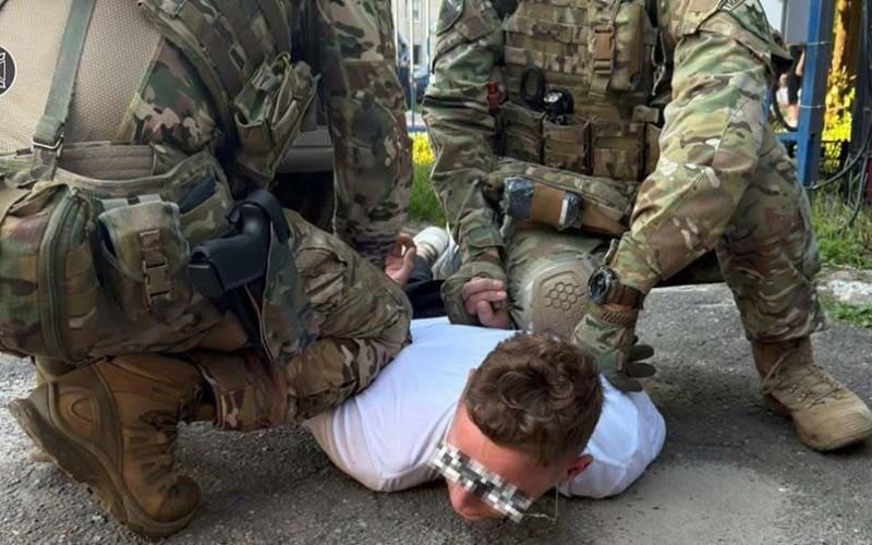 У житомирській колонії «смотрящий» вимагав 25 тис. грн у новоприбулого засудженого