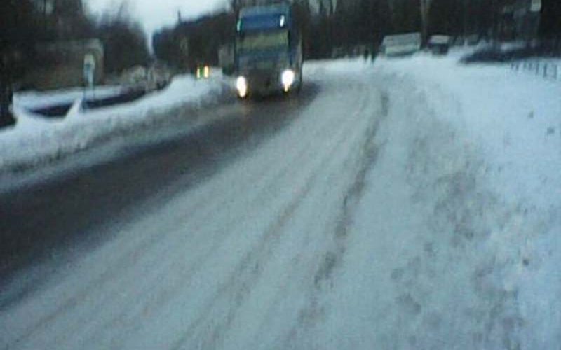 Коростенці фіксують черговий “наплив” вантажівок на львівських номерах (ФОТО)