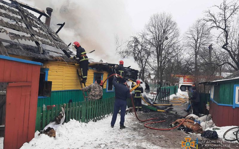 У селі Коростенського району на пожежі господар отримав опіки обличчя