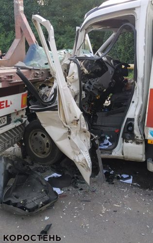 У Коростені IVECO в’їхав у вантажівку, загинув водій ▶️ВІДЕО ?ФОТО