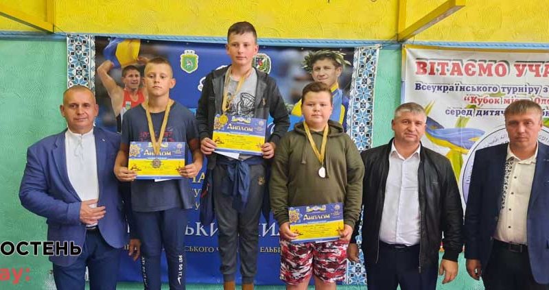 Коростенські спортсмени вибороли призові місця на Всеукраїнському турнірі з вільної боротьби