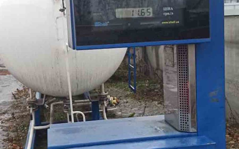 Поблизу Коростеня виявили нелегальну заправну станцію скрапленого газу (ФОТО)
