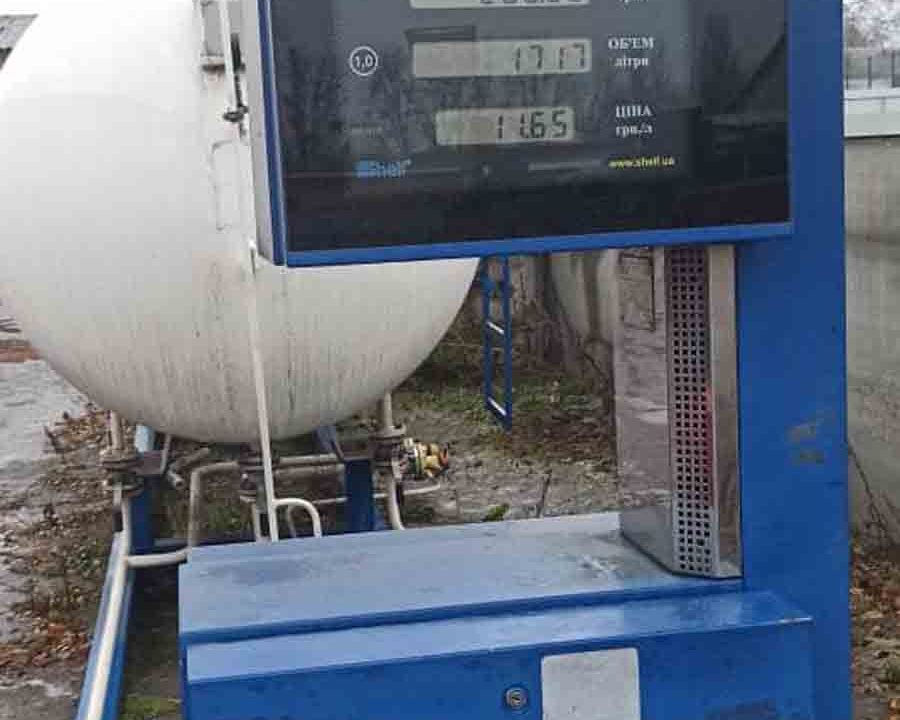Поблизу Коростеня виявили нелегальну заправну станцію скрапленого газу (ФОТО)