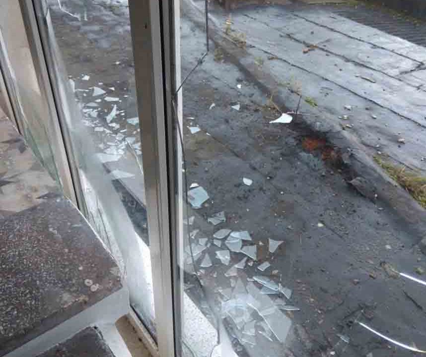 В приміщення готелю «Коростень» кинули гранату, поліція почала розслідування