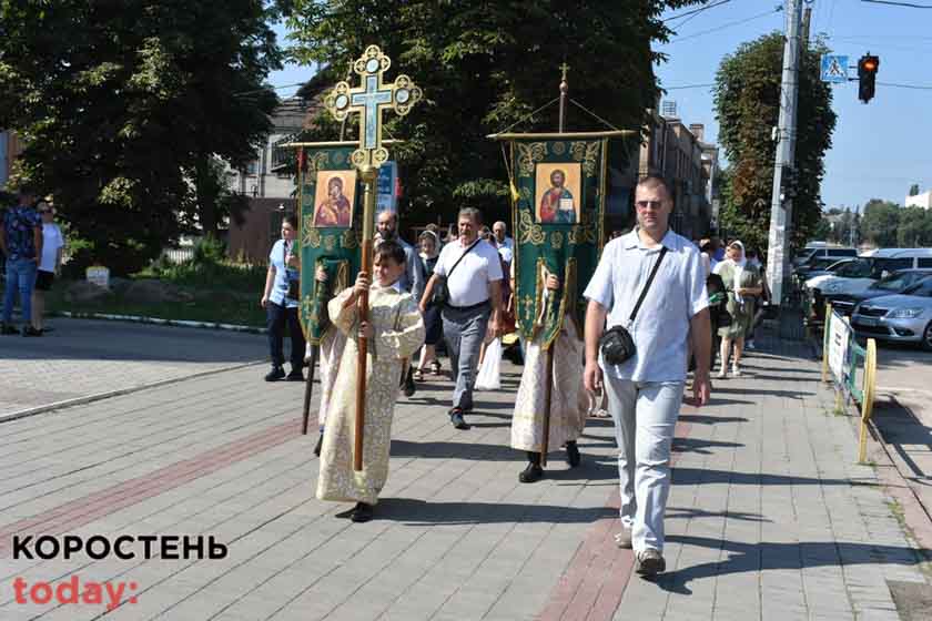 Як у Коростені до Дня Хрещення Київської Русі відбулася хресна хода ?ФОТОрепортаж
