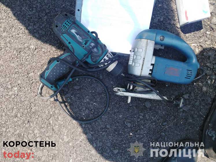 У Коростені розшуківці затримали Volkswagen: пасажир перевозив крадені речі з Малина (ФОТО)