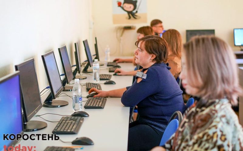 Двоє коростенських освітян – серед переможців відбіркового етапу конкурсу «Учитель року-2022» ?ФОТО
