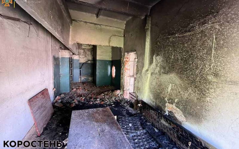 У селі біля Коростеня горів полігон побутових відходів та на Овруччині – занедбана будівля