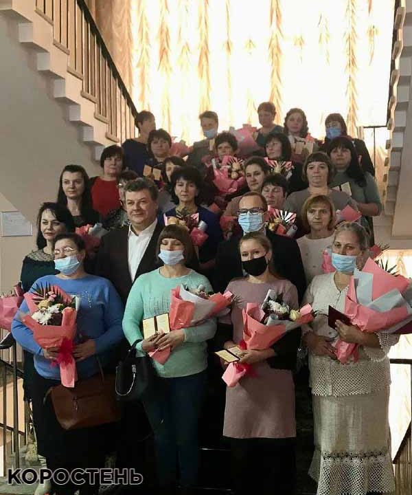 Одинадцятьом жінкам з Коростенщини присвоїли звання «Мати – героїня»