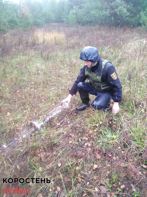 На території одного з лісгоспів Народицької громади виявили залишки ракет “Ураган”