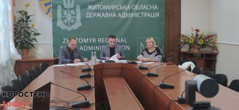 Коростенський район досі з найгіршою ситуацією по вакцинації освітян