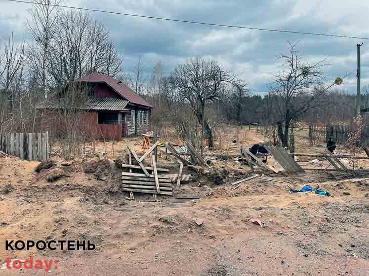 У місті на Житомирщині окупанти нанесли ракетний удар по залізничній колії