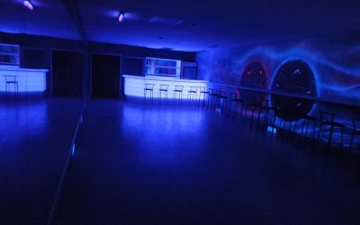 Сьогодні відкриття нового нічного клубу “GALAXY” в Коростені: запальні коктейлі та ритмічна музика (ВІДЕО)