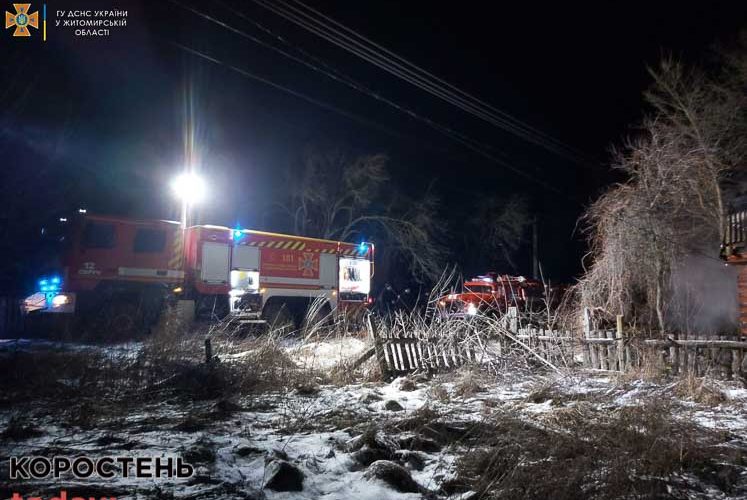На пожежі в селі Овруцької громади загинули жінка і її 7-річна донька ?ФОТО
