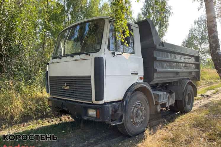У Коростенському районі облаштувала кар’єри на сільгоспугіддях і незаконно видобували пісок: довкіллю завдано шкоди на 3 млн ?ФОТО