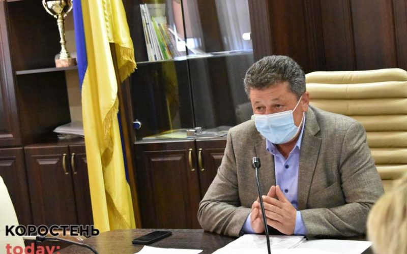 У міськраді Коростеня поговорили про встановлення ставок місцевих податків і зборів на 2022 рік: питання затвердять на сесії