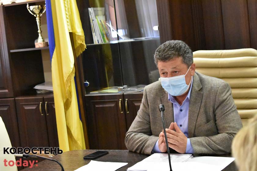 У міськраді Коростеня поговорили про встановлення ставок місцевих податків і зборів на 2022 рік: питання затвердять на сесії