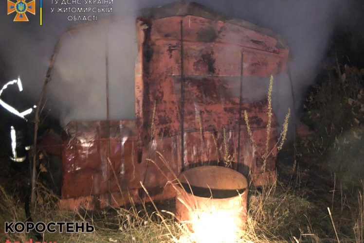 Минулої доби в Коростені горіли декілька господарчих будівель ?ФОТО