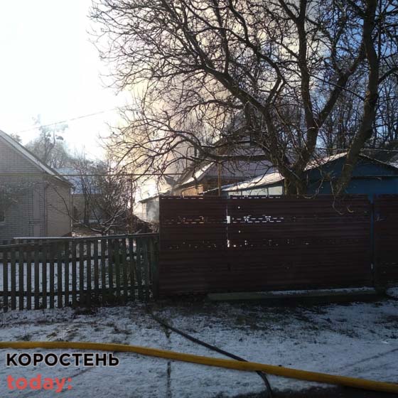 На Подолі в Коростені горіла господарча будівля ?ФОТО