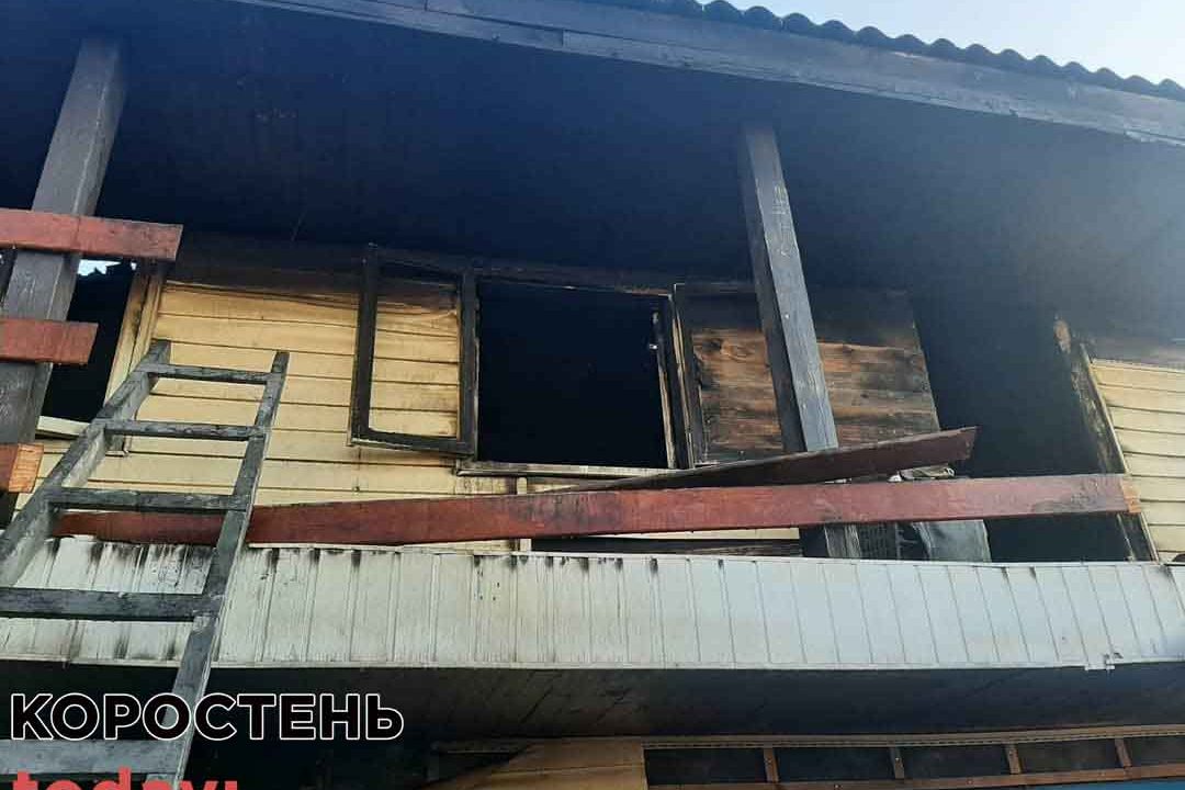 За добу в Коростені горіли дві будівлі: в одній знаходились гараж та лазня (ФОТО)