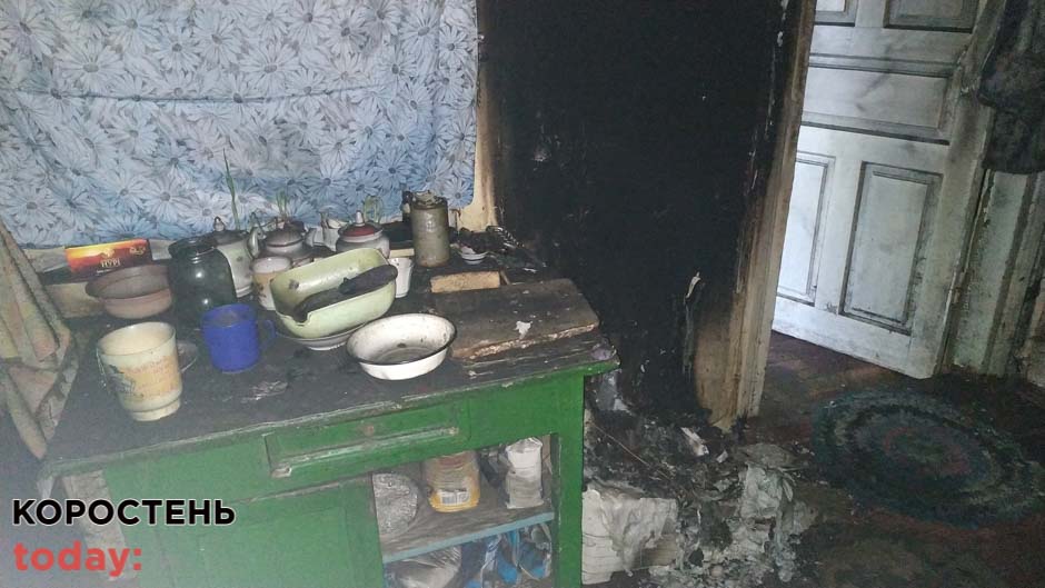 У Коростені в одному з будинків на Фрунзе рятувальники виявили тіло жінки