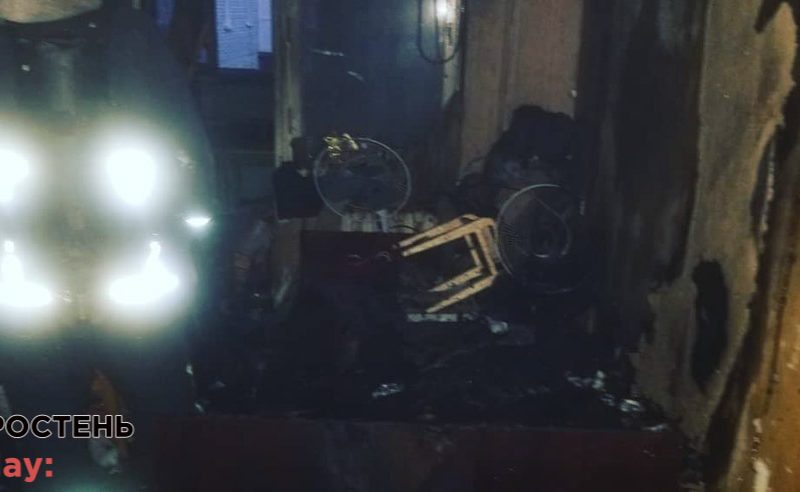 Біля стадіону “Спартак” в Коростені горіла квартира у багатоповерхівці ?ФОТО