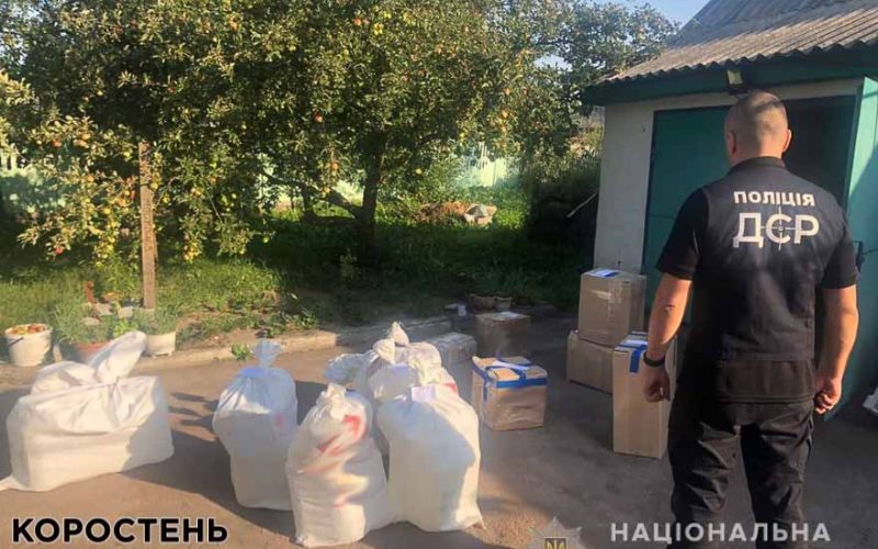 48-річний коростенець організував торгівлю нелегальним алкоголем – поліція вилучила тонну спирту та тисячі пачок цигарок