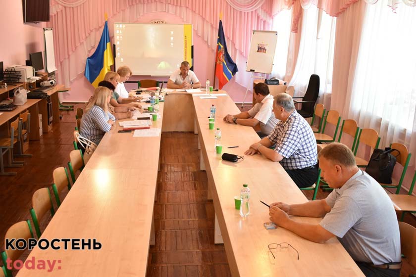 У Коростенській міськраді відбувся конкурс на вакантні посади директорів шкіл ▶️ВІДЕО