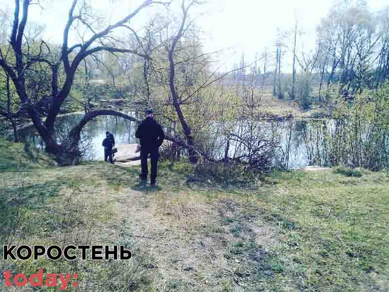 У Коростені рятувальники вилучили тіло потопельника з річки Уж