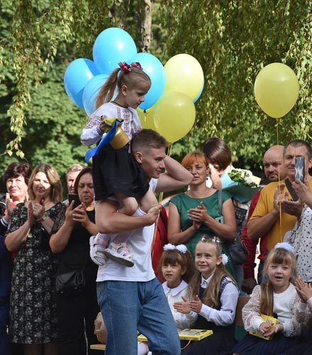 У Коростені близько 9 тисяч учнів розпочали навчальний процес