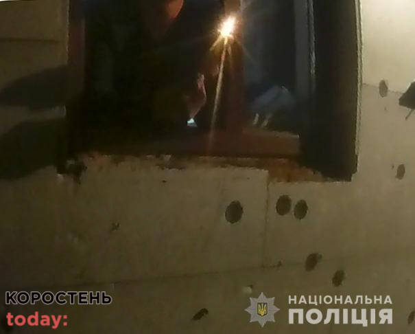 Подробиці стрілянини в Коростені: куля зачепила бронежилет поліцейського ▶️ВІДЕО