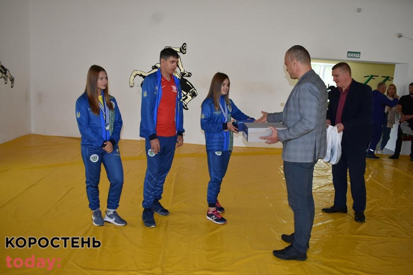У Коростені вітали борчинь Чемпіонату Європи з пляжної боротьби ?ФОТО