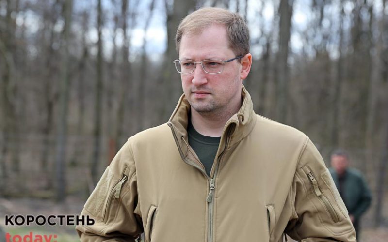 В.о. міністра захисту довкілля оглянув у Коростенському районі зруйновані окупантами лісгоспи та посадив дерева (ФОТО)