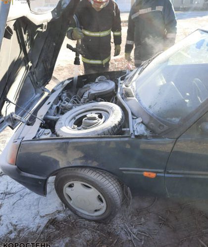 У Коростені під час руху загорівся моторний відсік у ​«Славути»