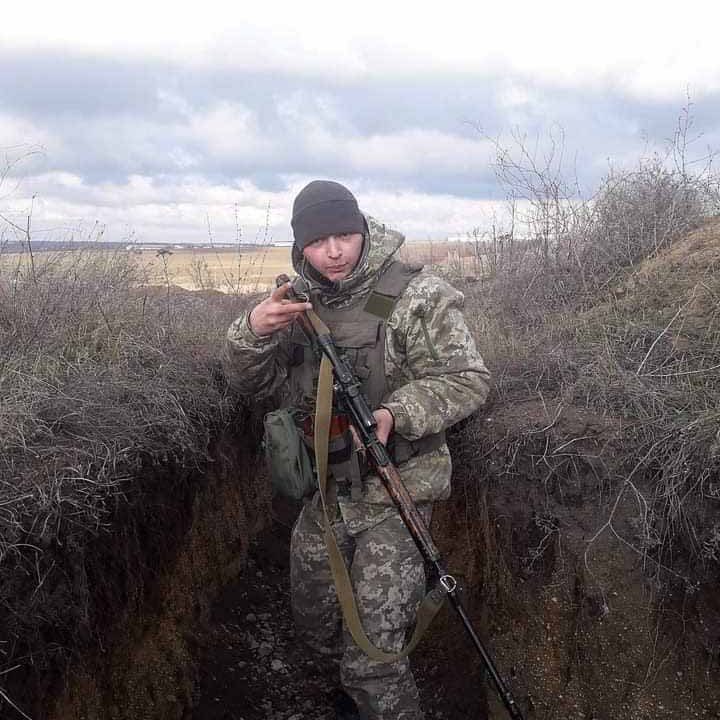 На Коростенщині попрощаються з Богданом Стащуком, який загинув, захищаючи Батьківщину